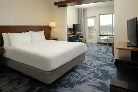 Fairfield Inn & Suites by Marriott - 56