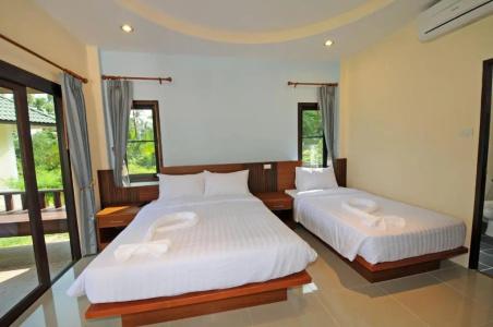 Phatcharee Resort - 17