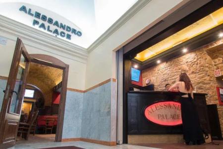 Alessandro Palace & Bar - 24