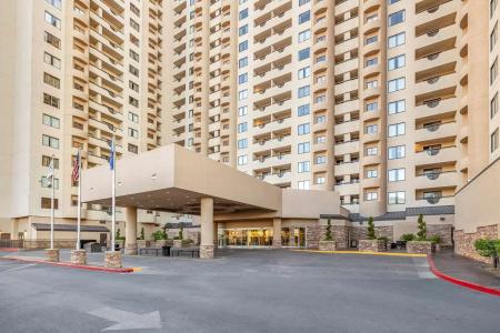 Polo Towers by Raintree - 31