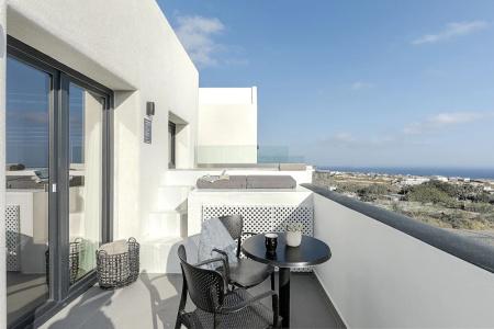 Onyx & Suites - 166