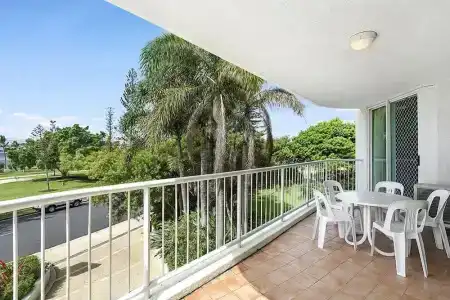 Crystal Bay On The Broadwater - 290