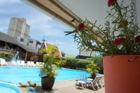 Suppamitr Villa - 32