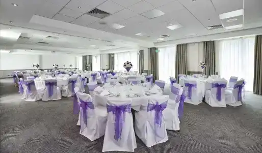 DoubleTree by Hilton Bristol North - 13