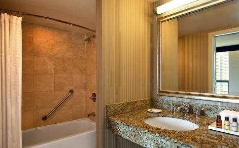 Sheraton Suites Old Town - 5