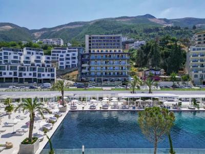 Priam Luxury Resort - 0
