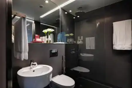 Lx Boutique - 54