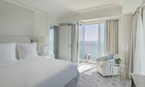 Four Seasons - 5