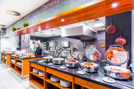 Courtyard by Marriott Pilsen - 13