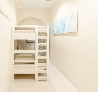 Casa Blanca Guesthouse - 86