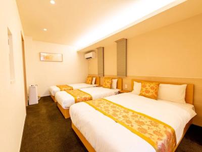 Grand Base Hiroshima Ekimae - 42