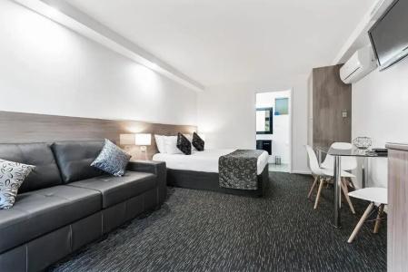 Bay City (Geelong) - 22