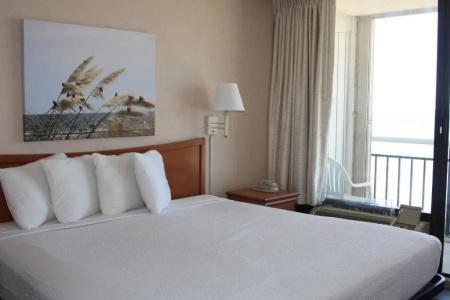 Four Sails Resort - 77