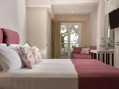 Koukounaria & Suites - 4