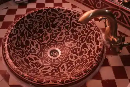 Riad Losra - 46