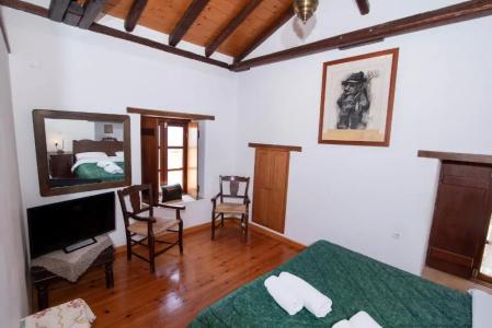 Goulas Traditional Guesthouse - 102