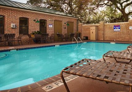 Best Western Savannah Historic District - 16