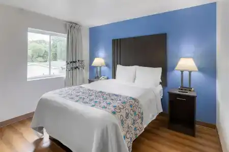 SureStay Plus by Best Western East - 55