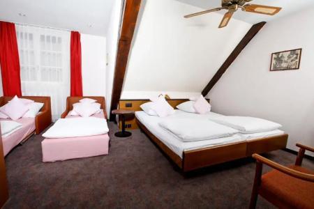 Roesli Guest House - 53
