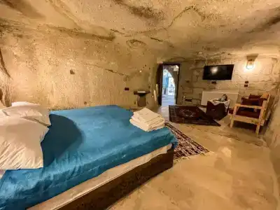 Takunya Cave - 56