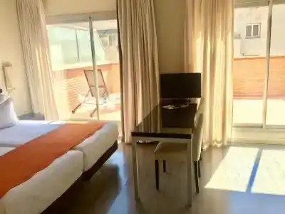 Suites Viena Plaza de España - 11