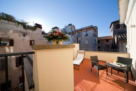 Navona Palace Luxury Inn - 23