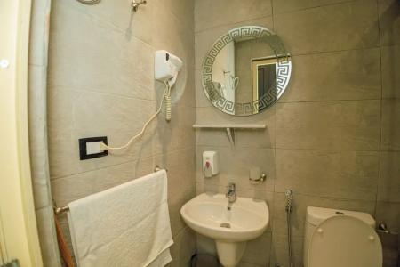 Kmt Hostel - 34