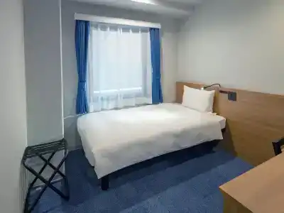 Toyoko Inn - 106