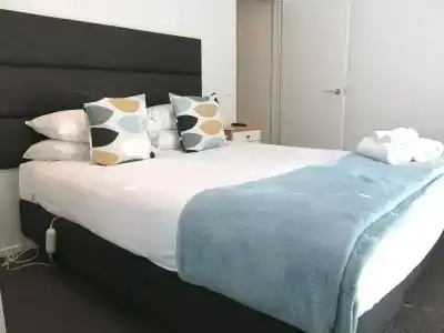 Merivale Manor - 4