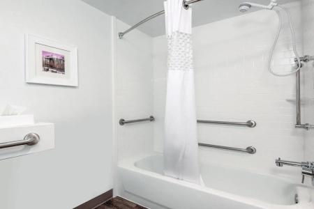 Hampton Inn Charlotte Uptown - 9