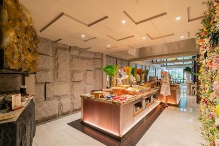 a&Em Saigon - 11