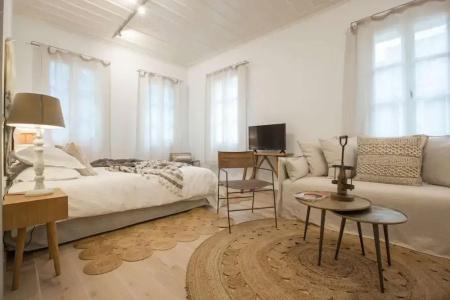 Amymone Suites - 43