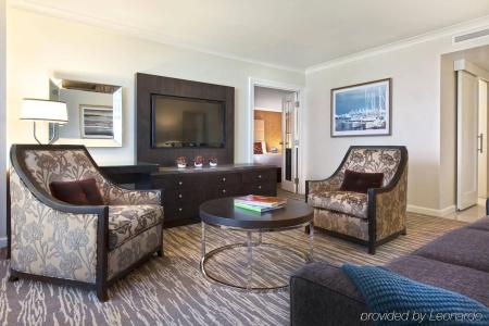 Fairmont Waterfront - 48