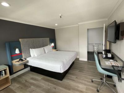Roy Inn & Suites -Sacramento Midtown - 32