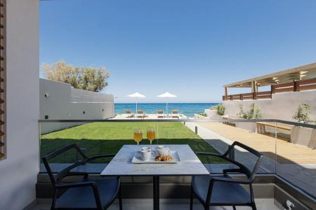 North Coast Seaside Suites - 59