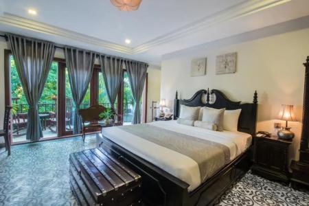 Mane Boutique & Spa - 104