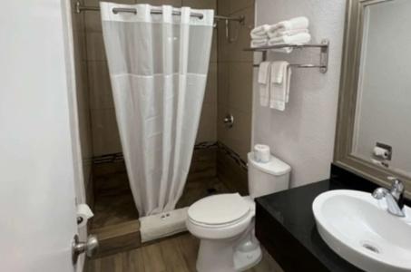 6-Orange, CA - Anaheim - 7
