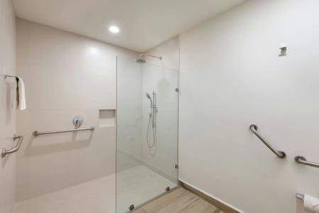 Courtyard by Marriott Cancun Airport - 8