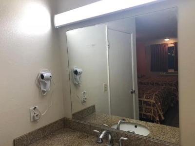 Anaheim National Inn - 65