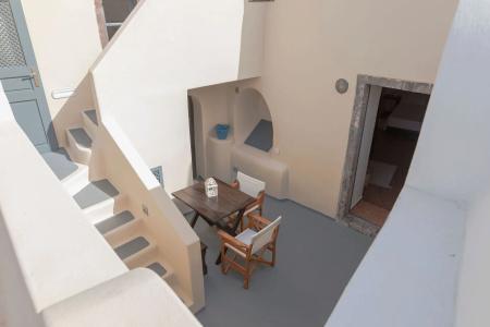 Lotza Studios - 197