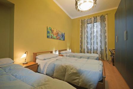 Duca's Guest House - 11