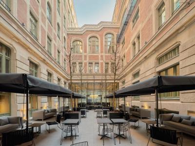 Kozmo Suites & Spa - The Leadings of the World - 30