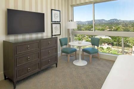 The Beverly Hilton - 85