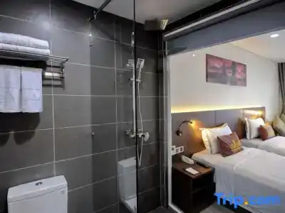 Crown Nguyen Hoang - 58