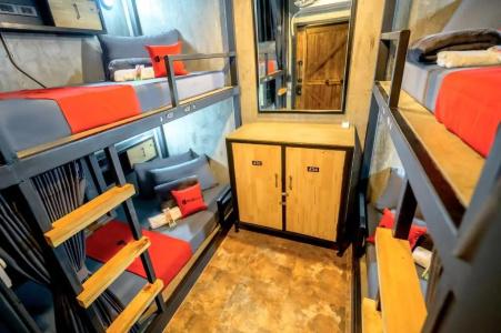 Episode 11 Hostel - 34