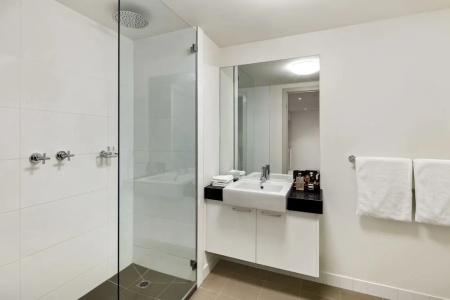Quest Docklands - 52