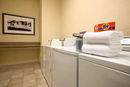 Country Inn & Suites by Radisson, Seattle-Tacoma International Airport, WA - 29