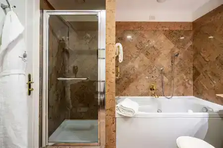 Excelsior Palace - 17