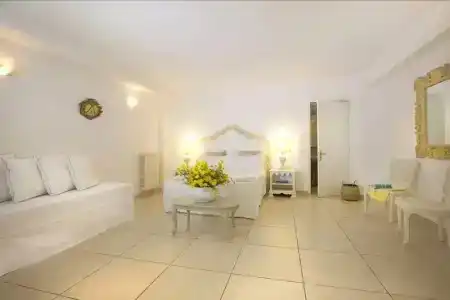 Maison D'Enrì - 1
