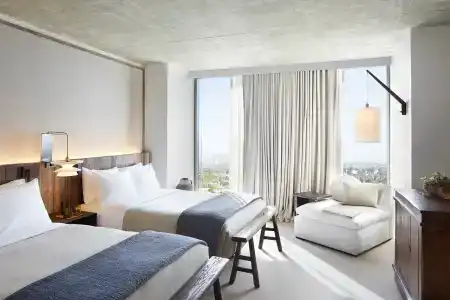 1 West Hollywood - 43